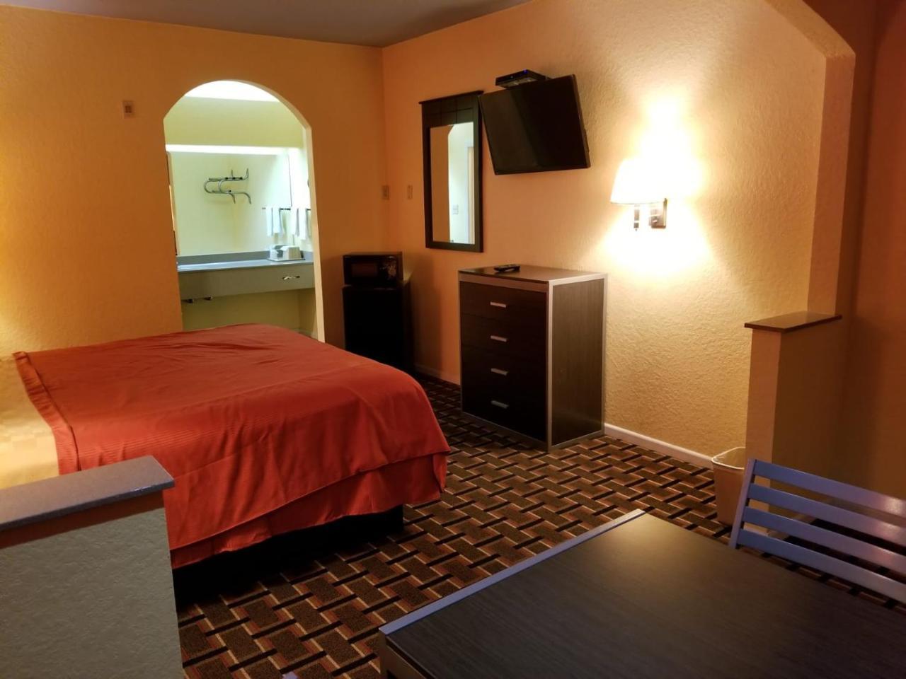 Texan Inn & Suites Louetta Exterior foto